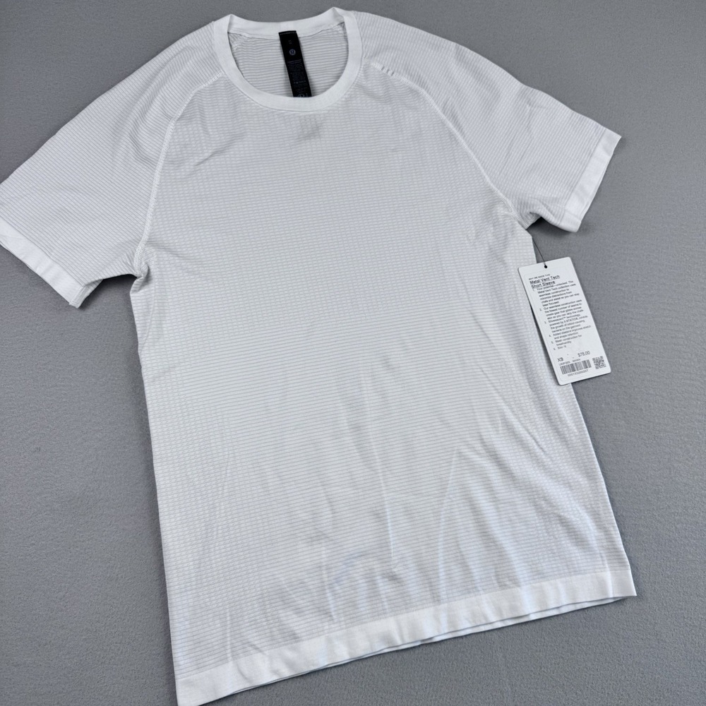 NWT Lululemon Metal Vent Tech Short Sleeve T-Shirt Men XS White Gym Performance